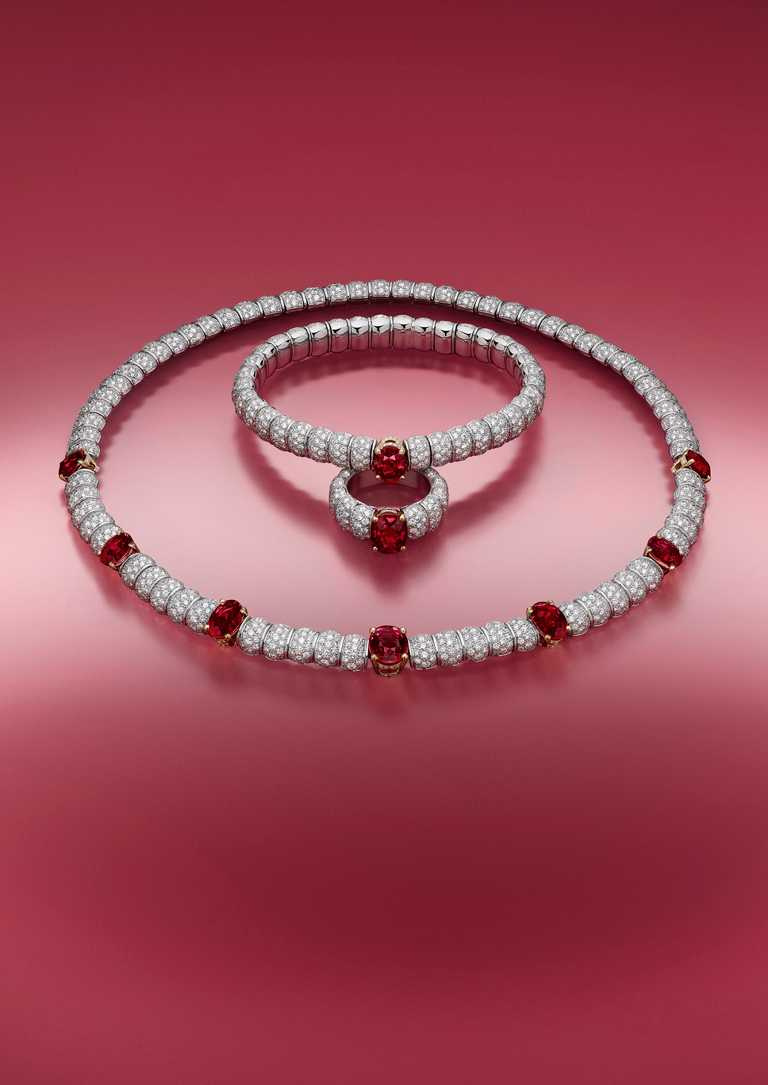 LOUIS VUITTON「Stellar Times」系列高級珠寶，「Astre Rouge」白金鑽石紅寶石項鍊、短頸鍊及手鐲╱價格店洽。（圖╱LOUIS VUITTON提供）