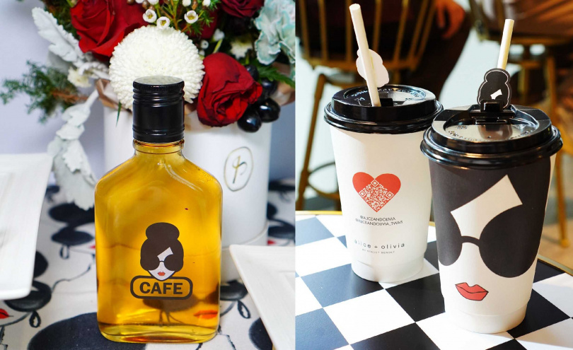 「小隱好茶」冰飲部分會直接提供玻璃瓶裝（左），店內咖啡飲品等會提供右圖外帶杯裝。（圖／魏妤靜攝）