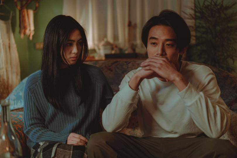 《詭鄉》由人氣男星初孟軒、「新生代鬼后」雷嘉汭主演。(圖/一群獨角鯨娛樂提供)