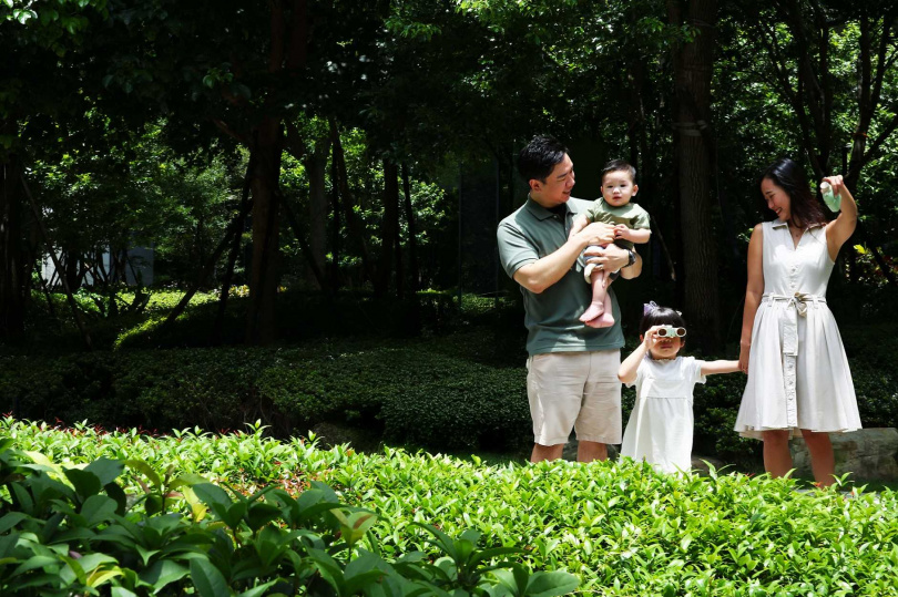 台北萬豪「城市野遊趣」住房專案，含豐盛自助早餐，加贈台北捷運無限搭乘一日票2張、動物園官方紀念鑰匙圈與中城廣場人氣名店「山海豆花」招牌豆花2份。（圖片提供／台北萬豪）