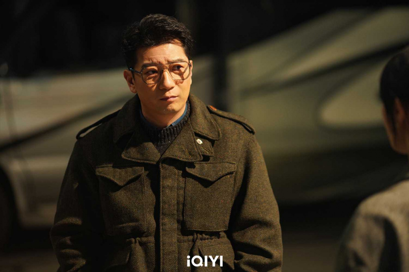 田雨在《驕陽伴我》飾演白百何的花心前夫「薛易明」。（圖／iQIYI國際站）