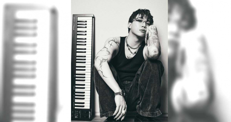 ØZI將於3月22日舉辦演唱會《SWIRL 漩・渦》。（圖／奧曼音樂提供）