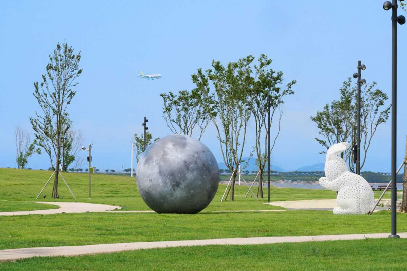 歡聚公園佔地達100,433平方英尺,旅客可以在自然的環境中漫步休憩。(圖/品牌提供)