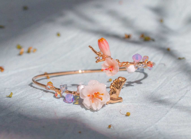 Pamycarie櫻花手鐲(圖:Pinkoi)