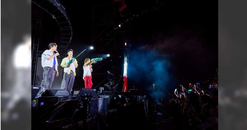 5566與台下歌迷開心互動。（圖／晴空鳥提供）