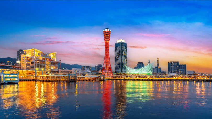 旅天下合作天馬航空包機直飛神戶，有機會欣賞到神戶港灣落日美景。（圖／旅天下提供）