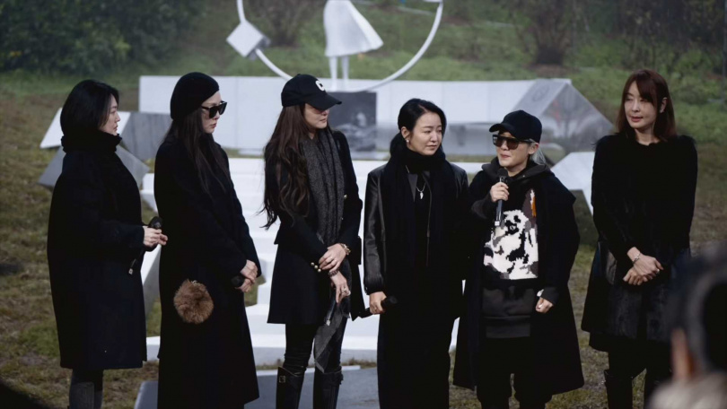 （圖／取自 elephantdee IG）