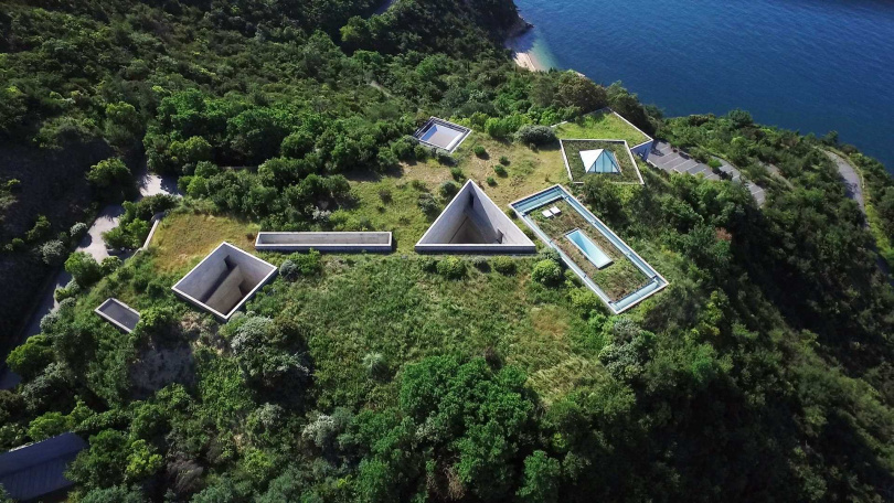 「直島計劃」將建築的幾何學藏在地景之中，打破了內外疆界。（圖／©Tadao Ando Architect & Associates）
