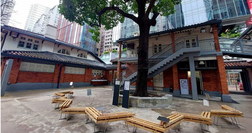 「油街實現」是北角周邊的小型藝術聚落，不時會有一些香港年輕藝術家舉辦展覽。（圖／魏妤靜攝）