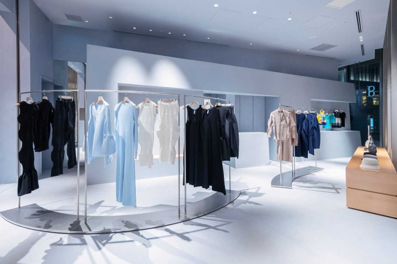 「CFCL YAESU」為第83屆裝苑獎得主，高橋悠介所打造的針織毛衣品牌「CFCL」是日本國內第二家直營店。（©️CFCL Inc.）