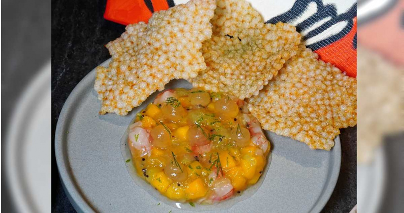 以芒果等酸甜果香開胃的「胭脂蝦水果塔塔」。(260元,圖/魏妤靜攝)