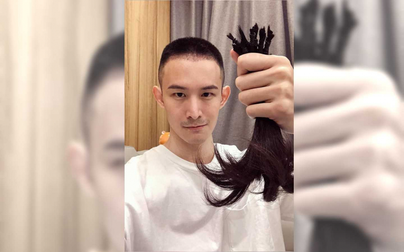 波特王透露剪掉的頭髮最長有30公分。（圖／翻攝自波特王臉書）