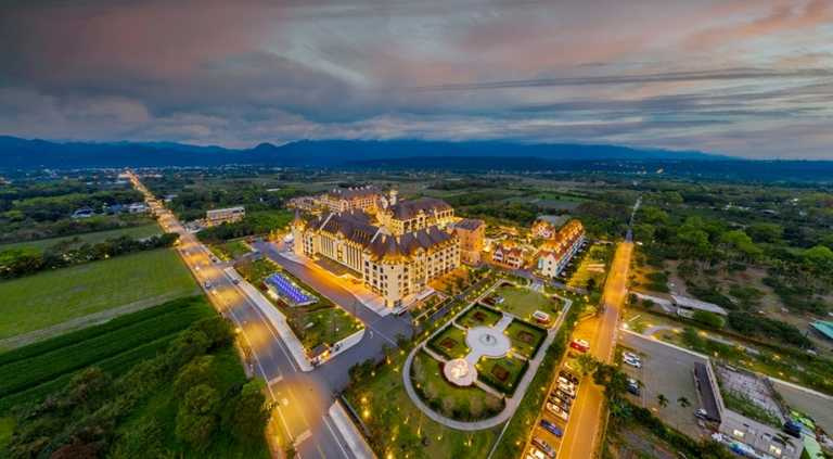 「瑞穗天合國際觀光酒店」占地2萬坪，歐風城堡建築十分吸睛。