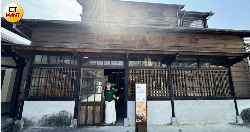曾是東山鄉農會日式碾米廠的屋舍已登錄為歷史建築。(圖/魏妤靜攝)