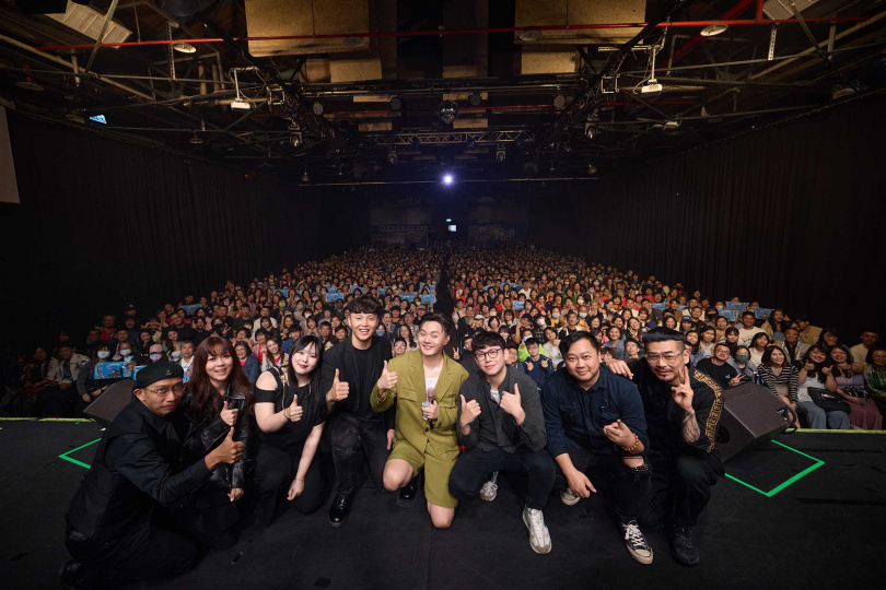 許富凱感謝粉絲們風雨無阻前來觀看演出。（圖／何樂音樂X寬宏藝術提供）