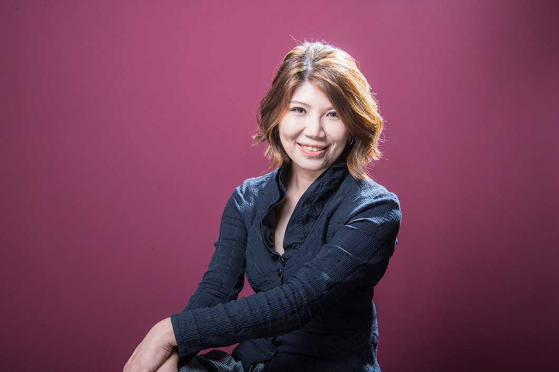 HR女神郁婷:「透過共享人資長的策略協助,中小企業也能有系統地設計幸福感與績效連動的管理機制。」(圖/王郁婷提供)