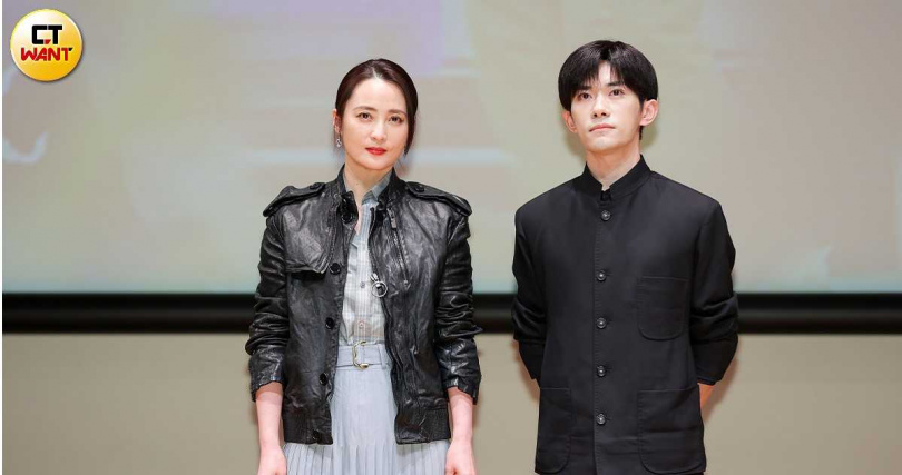易烊千璽（左）、蔣勤勤在《小小的我》中飾演母子檔。（圖／林士傑攝）