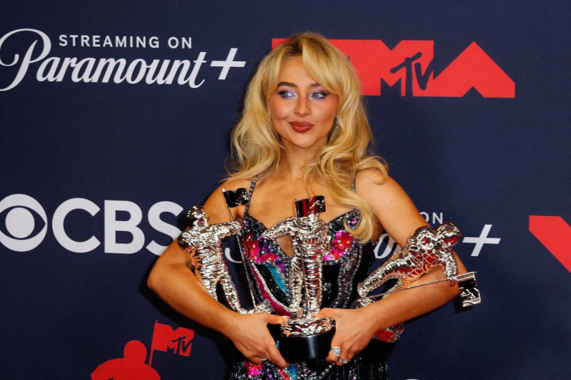 莎賓娜卡本特抱回3項大獎。（圖／達志／路透社）