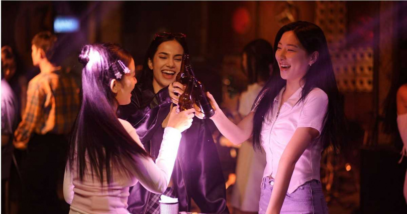 孫周延飾演大學留學生。(圖/華映娛樂)