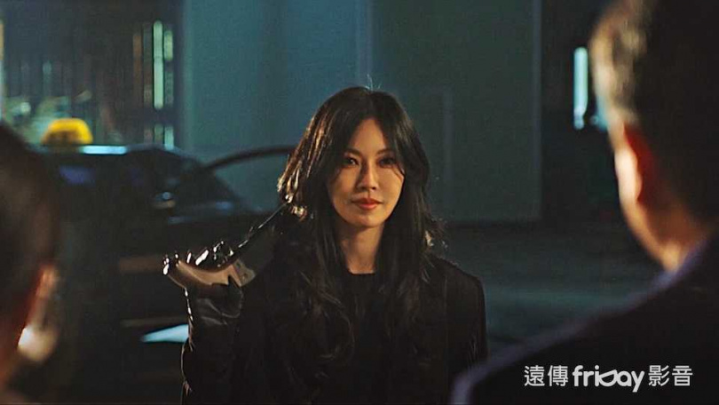 金素妍以彩虹運輸「1號司機」的角色帥氣登場。（圖／friDay影音提供）
