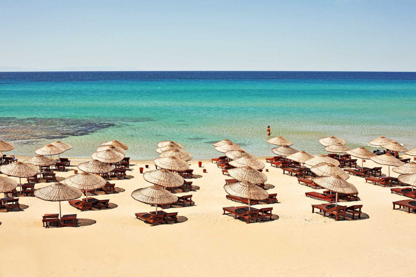 伊茲密爾的阿拉恰特海灘被稱為世界最好的衝浪地點之一。
