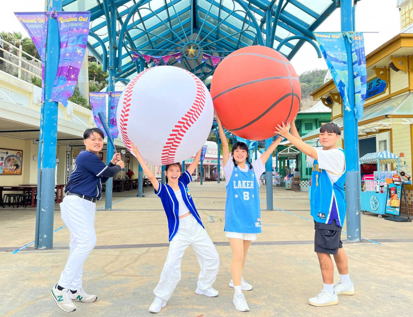 超過12歲也沒關係,即日起至4/28穿著指定運動服入場也能享門票優惠價699元。(圖/遠雄海洋公園提供)