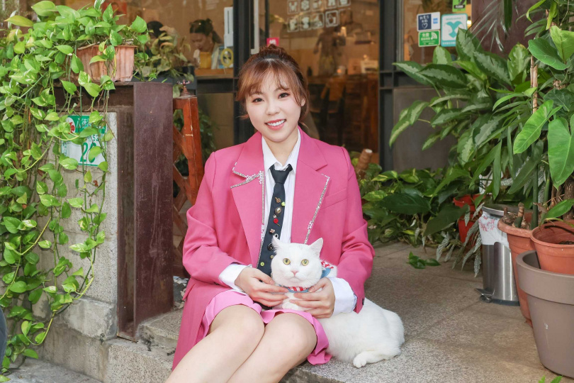 與同齡的貓咪相比，Hoki個性算是相當沉穩。（圖／楊澍攝）