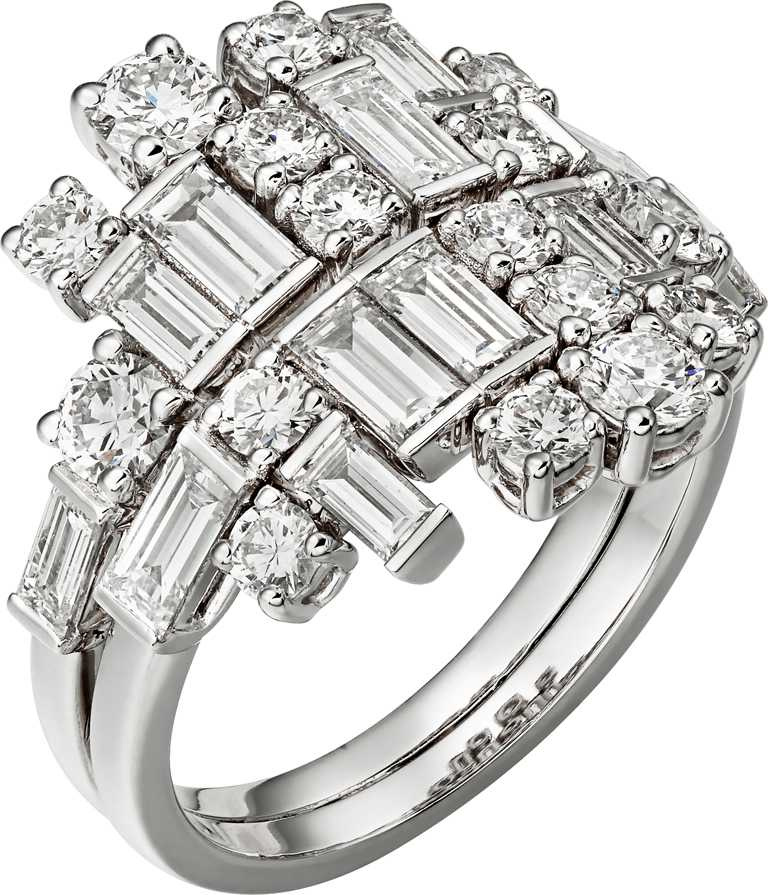 Cartier「Reflection de Cartier」系列鑽石戒指，白K金鑲嵌鑽石。（圖╱Cartier提供）