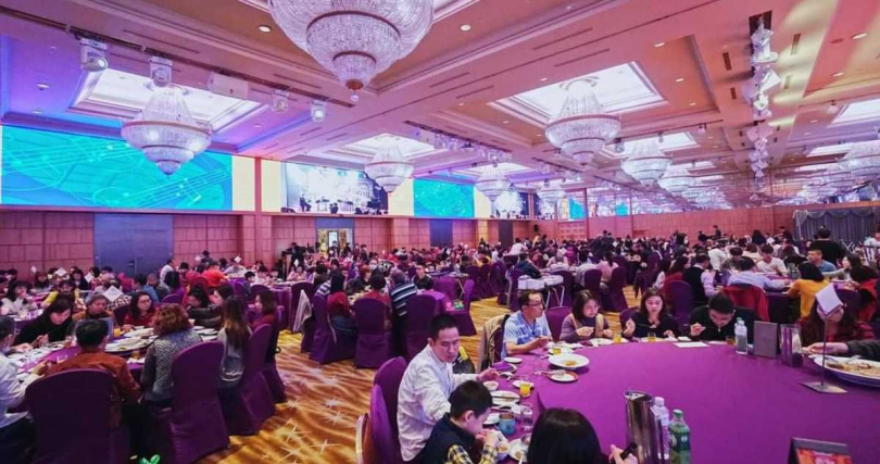 台北漢來大飯店宴會廳未曝光已爆量，年底前已接訂逾2,000桌，圖為高雄漢來宴會廳資料照。（圖／漢來美食提供）