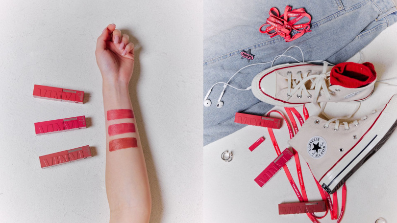 媚比琳ＸCONVERSE 超持久水光鎖吻唇釉 #鎖吻棒 加速心動紅系列 。（圖／品牌提供）