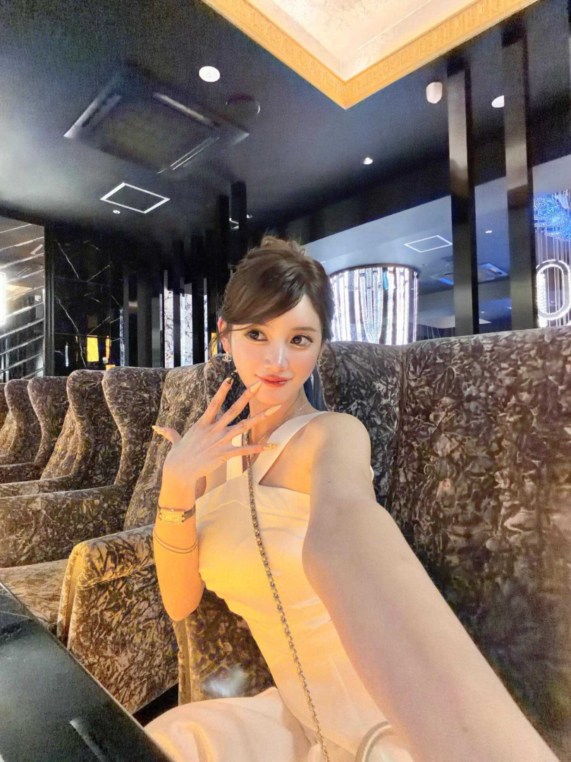 (圖/小栗彩朱佳IG)
