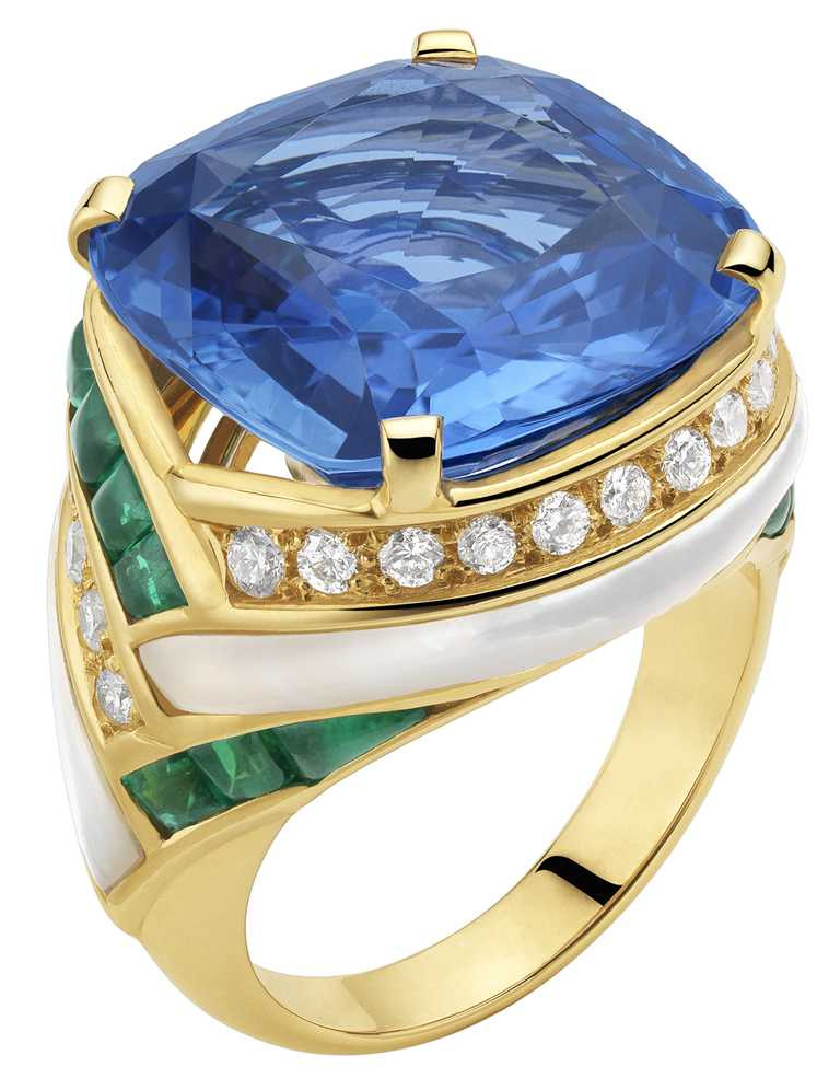 BVLGARI頂級藍寶石與祖母綠戒指╱14,000,000元。（圖╱BVLGARI提供）