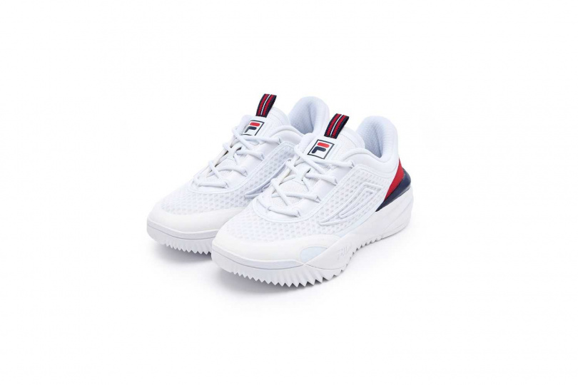 FILA DISRUPTOR LITE運動鞋/3280元(圖/品牌提供)