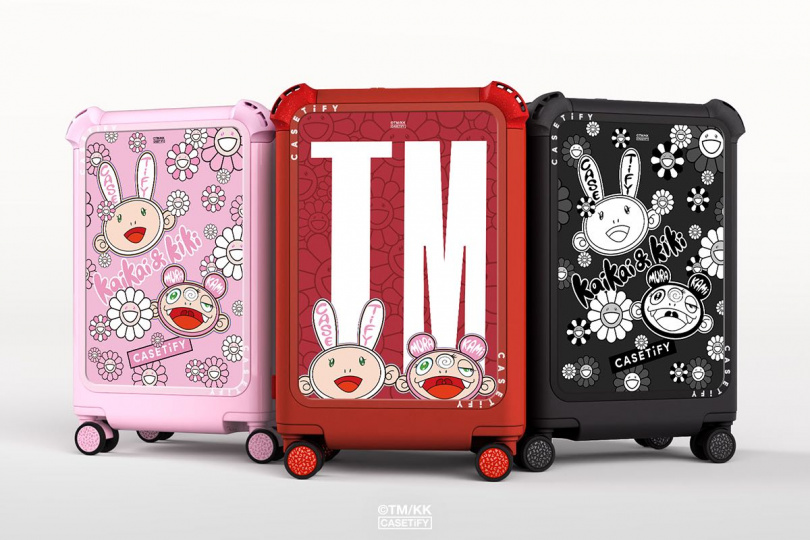 村上隆 x CASETiFY KAIKAI AND KIKI限定粉色行李箱。（圖／品牌提供）