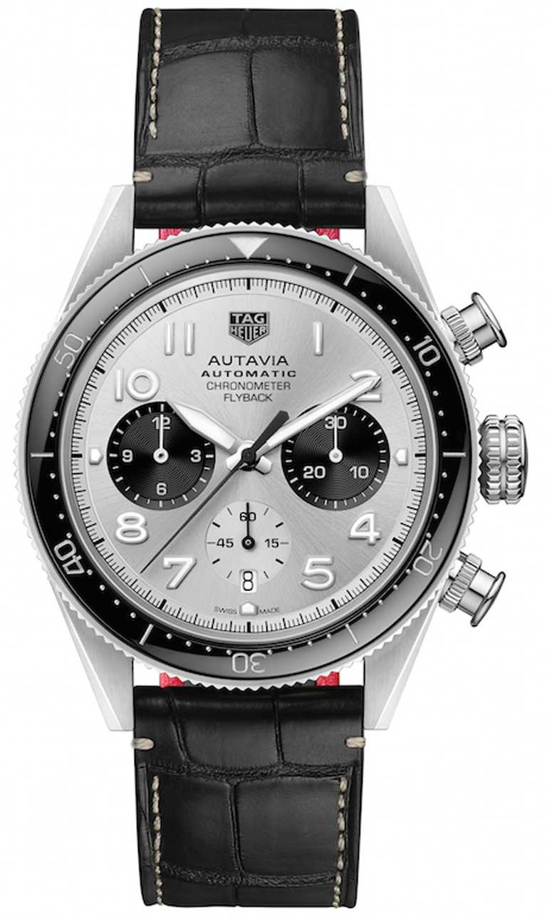 TAG Heuer「Autavia」60週年飛返計時腕錶，42mm，熊貓面精鋼錶殼款╱207,000元。（圖╱TAG Heuer提供）