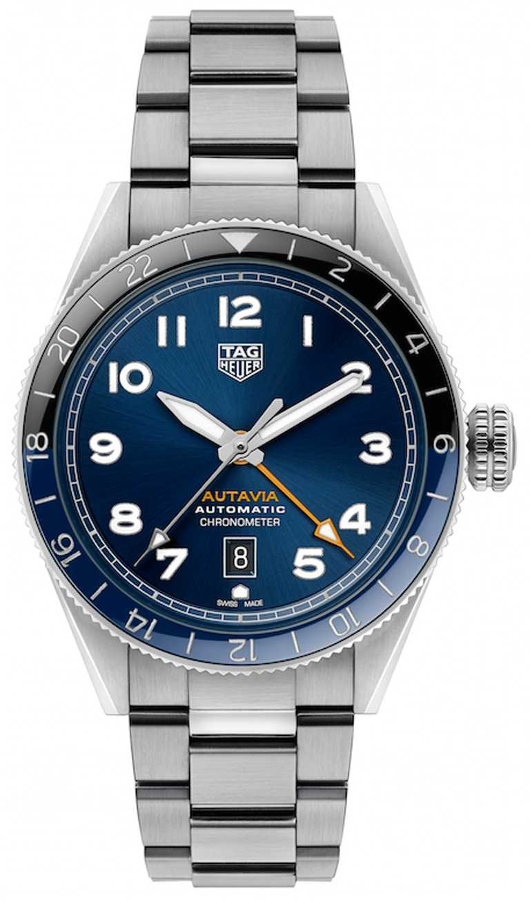 TAG Heuer「Autavia」60週年GMT雙時區三針腕錶，拋光精磨精鋼錶殼及錶鍊╱138,000元。（圖╱TAG Heuer提供）