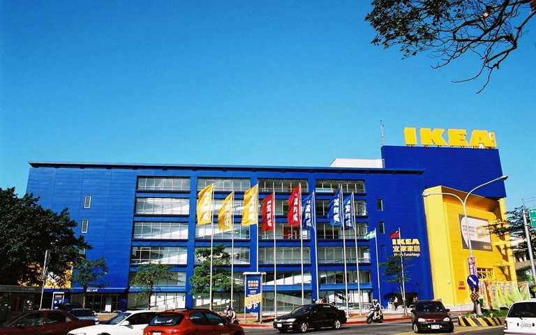 IKEA桃園店即將遷移至青埔，桃園店即日起至7/22家具家飾大出清。（圖／IKEA）