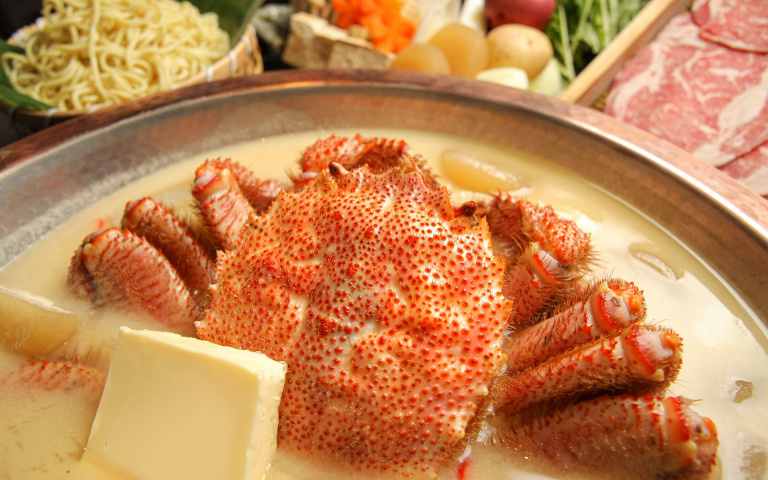 時令限定料理「北海道毛蟹味噌鍋」台灣吃的到!三燔本家 溫暖開賣!