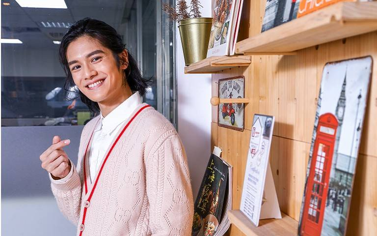 獨家/張碩航學年菜「家人有口福了」 當上男主角首度發紅包