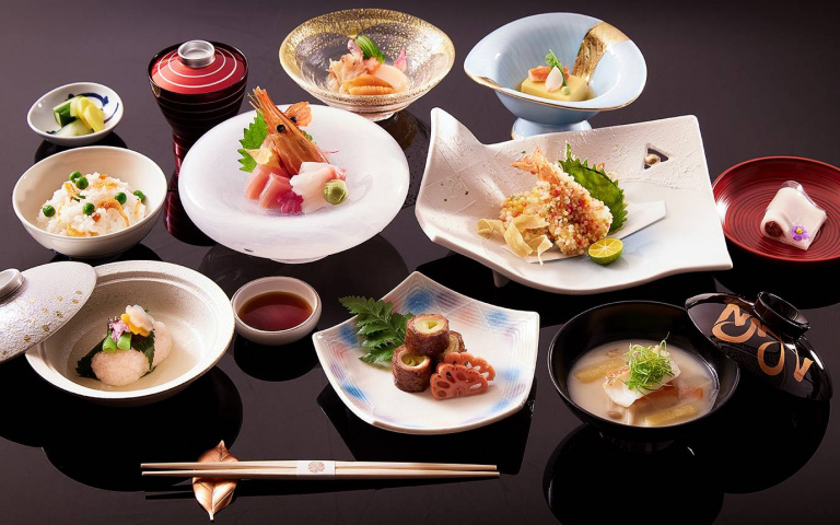 日料餐廳推無限暢飲懷石料理！日本清酒、果實酒、生啤酒等準備開喝！