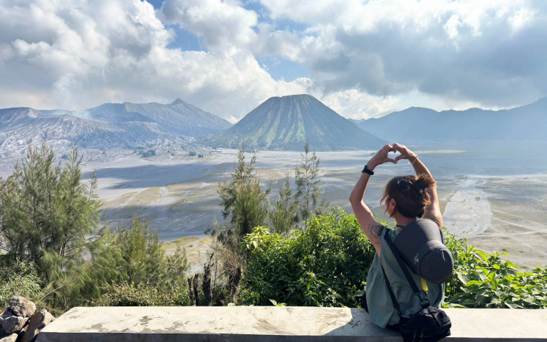 探索東爪哇1／此生必訪！朝聖全球最美日出景點　印尼布羅莫火山迎絕景