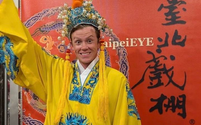 美澳網紅到臺北冒險 戲曲、國寶、必比登小吃充滿驚喜