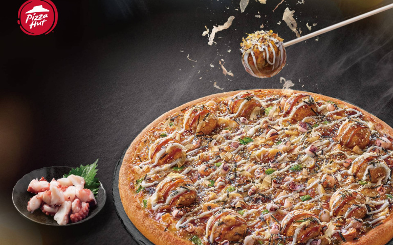 必勝客「整顆章魚燒」放上比薩！外酥內軟、每片都吃得到，經典美味大升級！