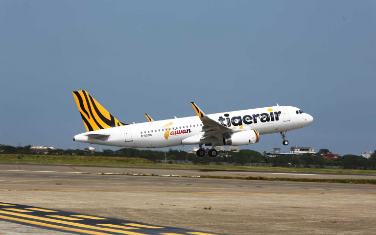 類出國正夯!搭飛機繞一圈、航空體驗營 過乾癮也好玩