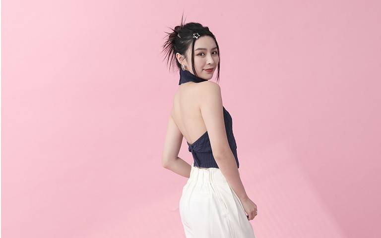 星品味1／Elkie莊錠欣不走可愛風　認了容貌焦慮積極運動