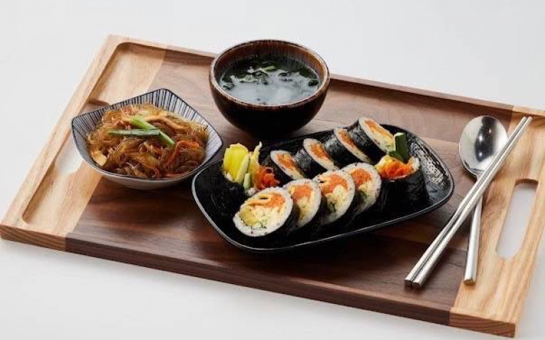 Global Mall健身器材、彩妝、清爽美食6折起！點數最高9倍送、100點折100元！