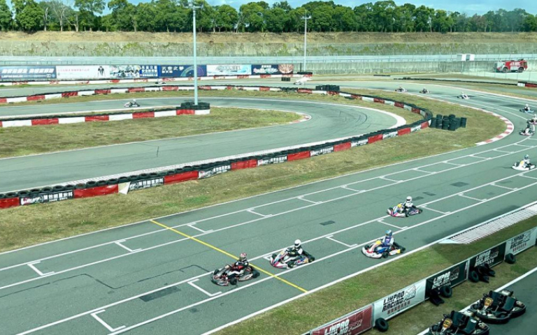 賽車主題遊2／賽車迷最愛國際賽車場　親自下場體驗卡丁車競速