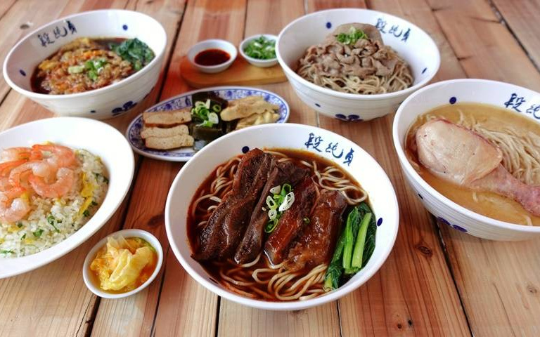 牛肉麵控趕快吃爆!「段純貞」牛肉麵推出套餐優惠,6樣主餐最低加價只要64元