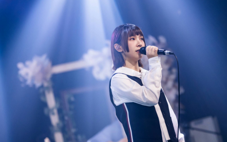 溫妮親切互動粉絲　因這件事感動落淚