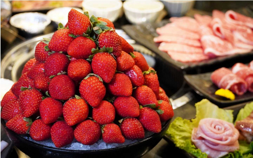 燒肉吃到飽餐廳草莓季開跑　大湖草莓無限量供應+新菜色登場